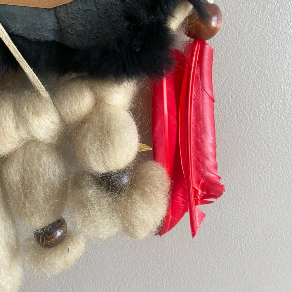 RARE INDIAN VINTAGE LARGE HANDMADE DREAM CATCHER Fur Feather Native Boho 12x18 - Picture 11 of 13